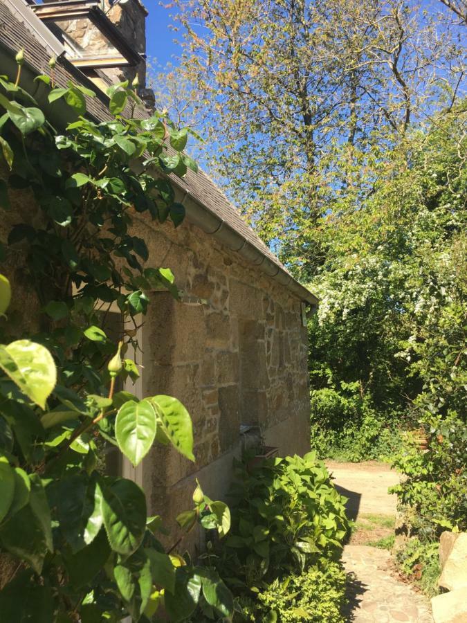 Villa An Ti Bihan, Gite Breton A La Campagne Tonquédec Exterior foto